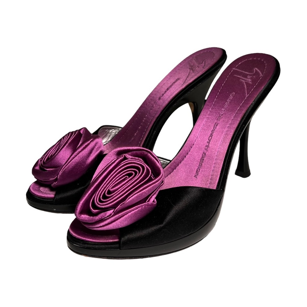 Vintage Y2K Giuseppe Zanotti Purple Satin Rosette Platform Mule Heels